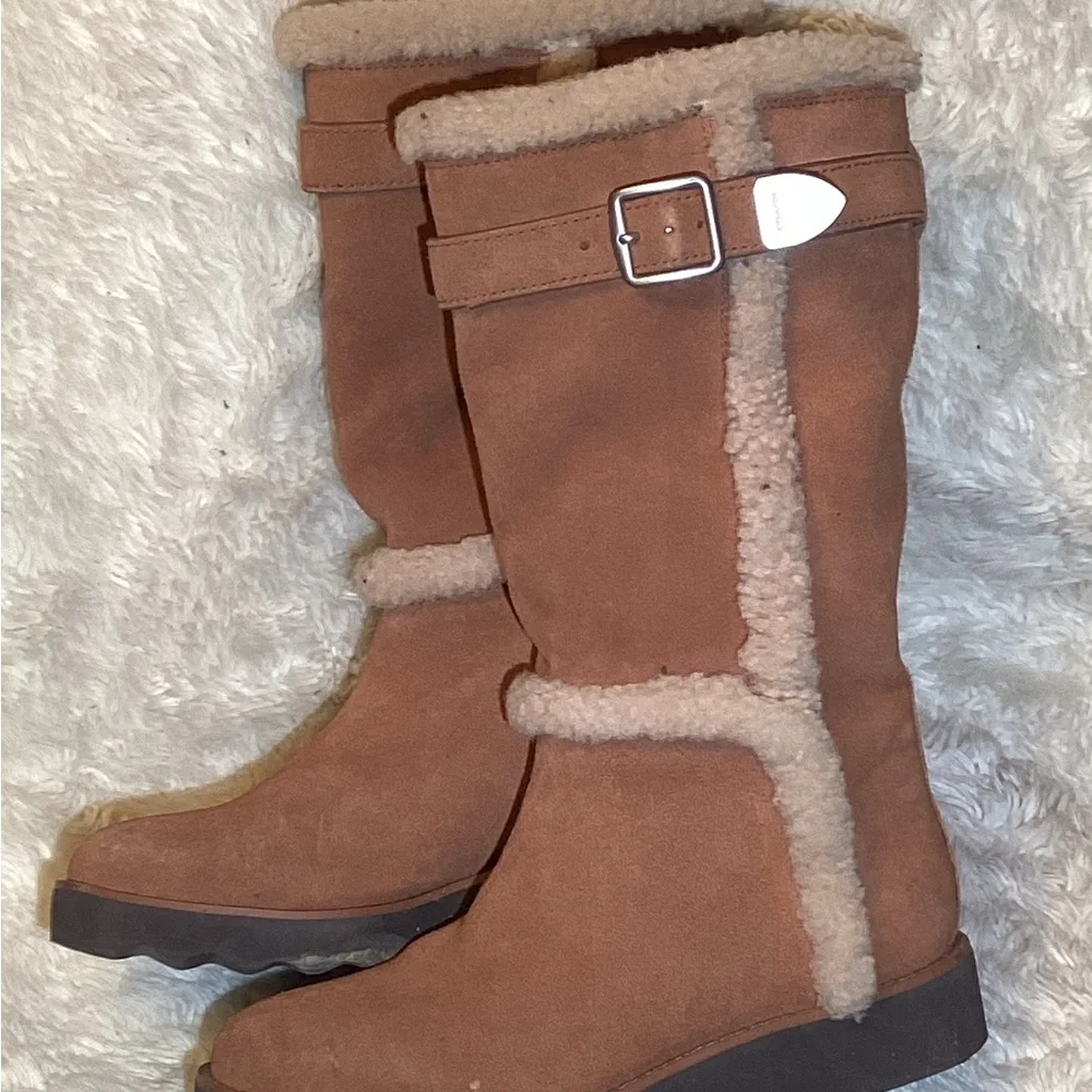 Coach shearling boots size 7